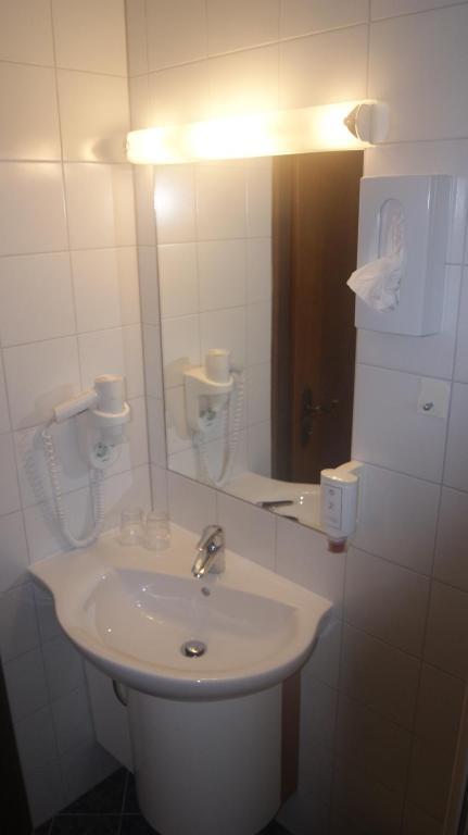 Hotel Sonnenheim Bad Kleinkirchheim Kamer foto