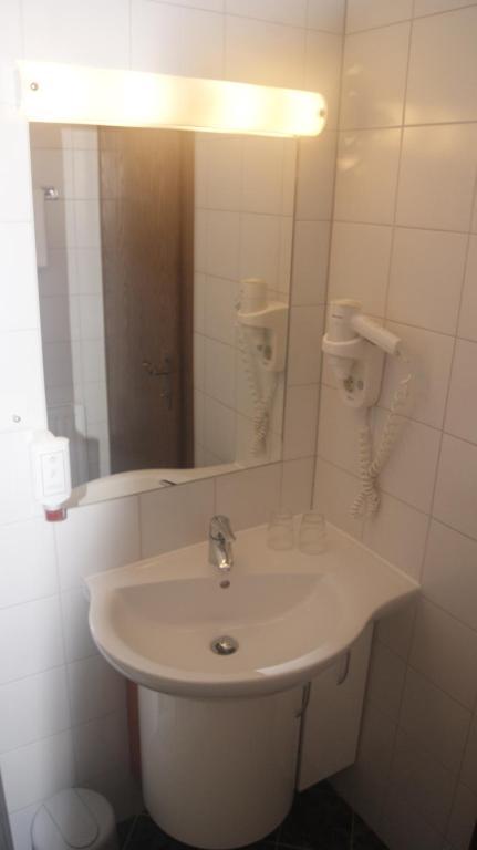 Hotel Sonnenheim Bad Kleinkirchheim Kamer foto