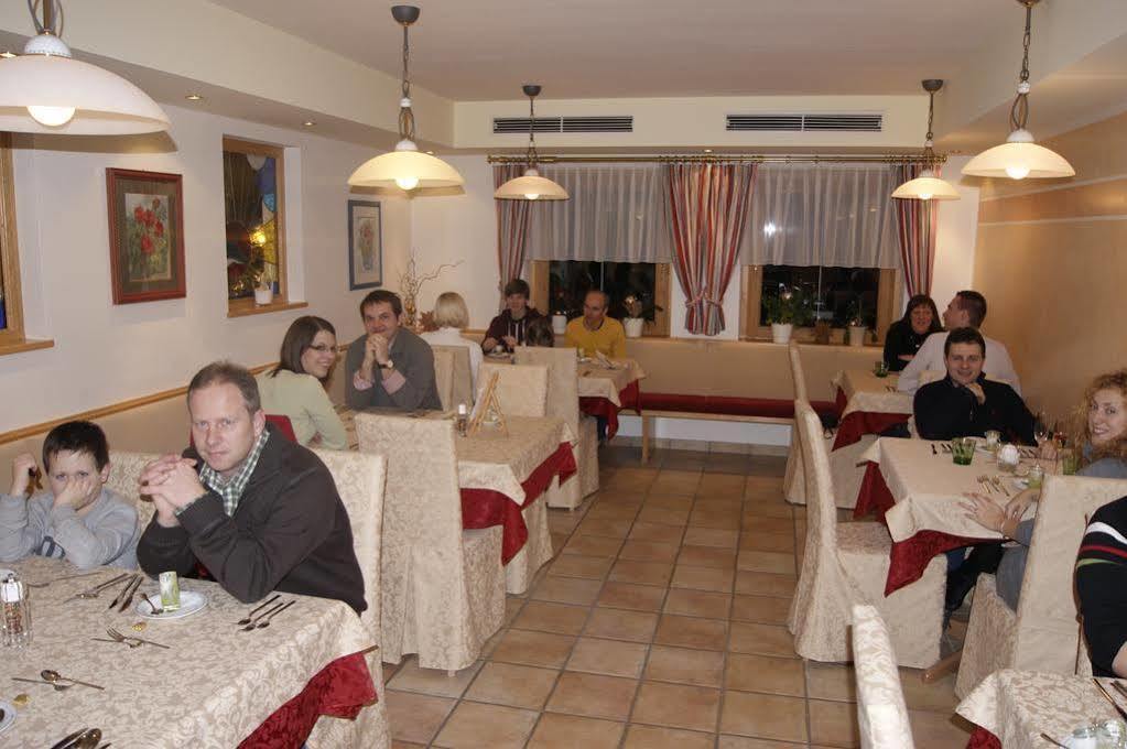 Hotel Sonnenheim Bad Kleinkirchheim Buitenkant foto
